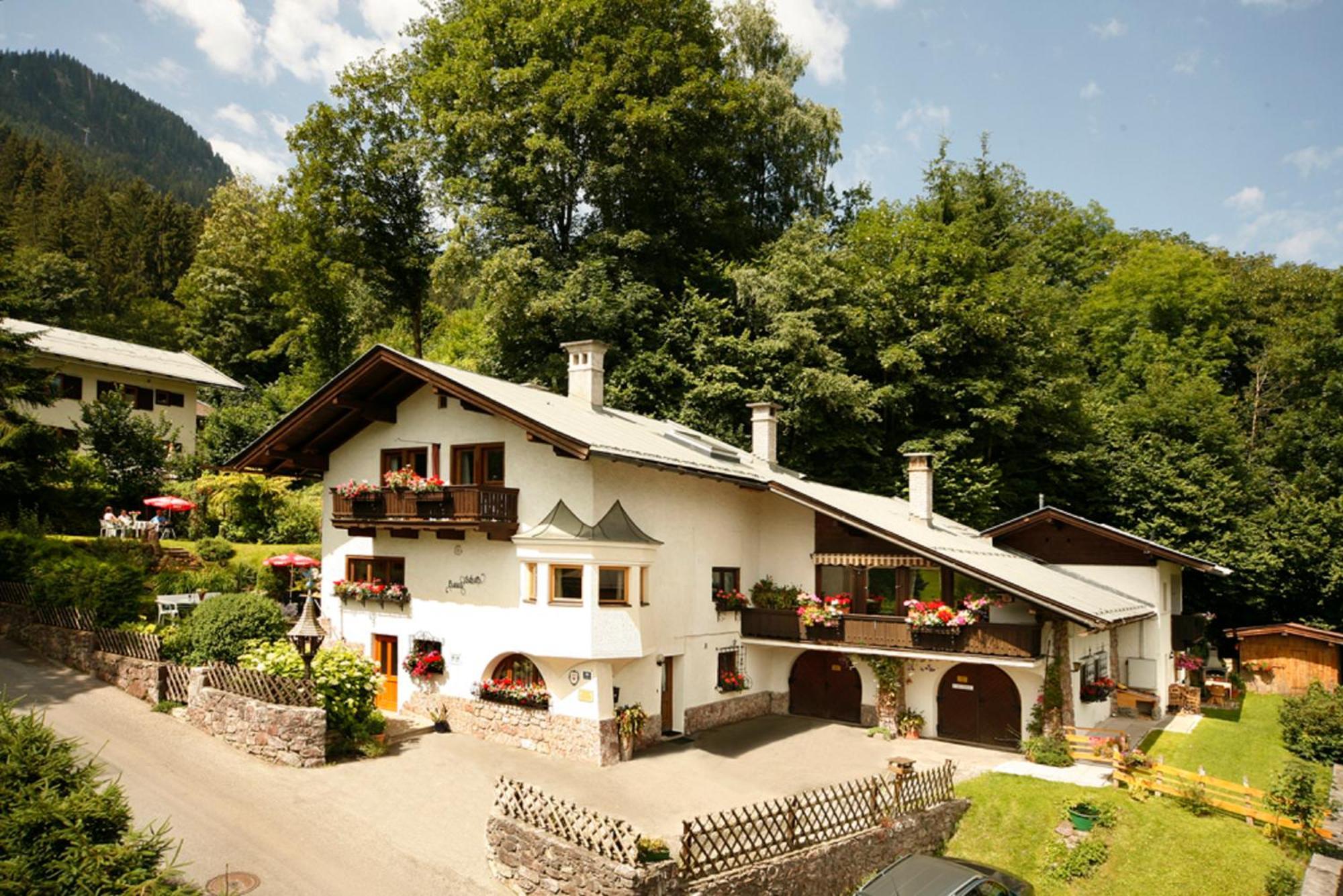 Apartment Haus Schatz Kitzbuhel Exterior photo