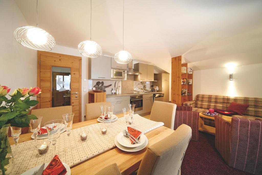 Apartment Haus Schatz Kitzbuhel Room photo