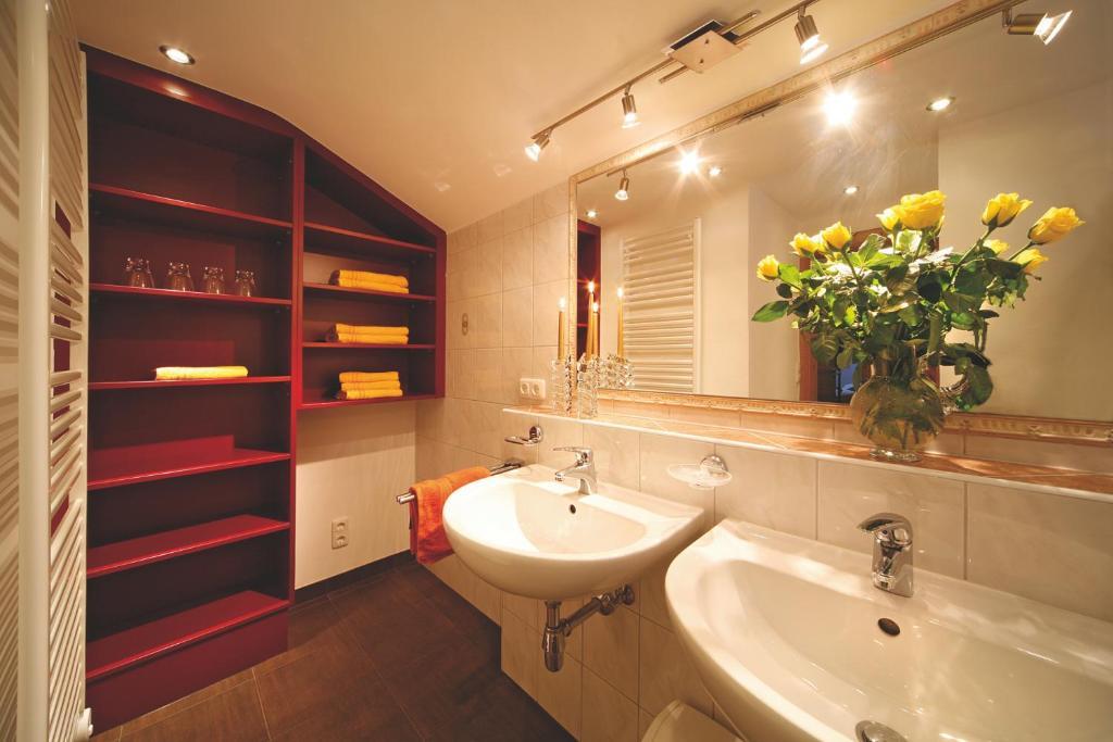 Apartment Haus Schatz Kitzbuhel Room photo